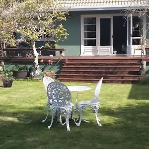  Bed & Breakfast Amberly House New Zealand
